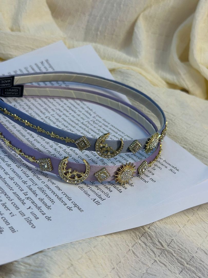 DIADEMA DECORADA
