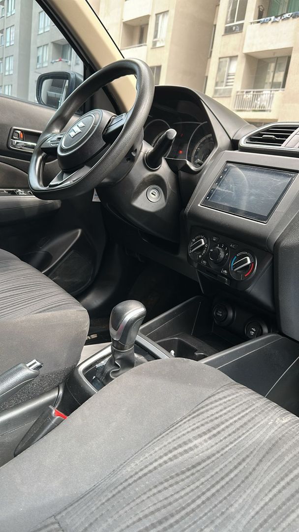 SUZUKI SWIFT 1.2L AUT SEDAN