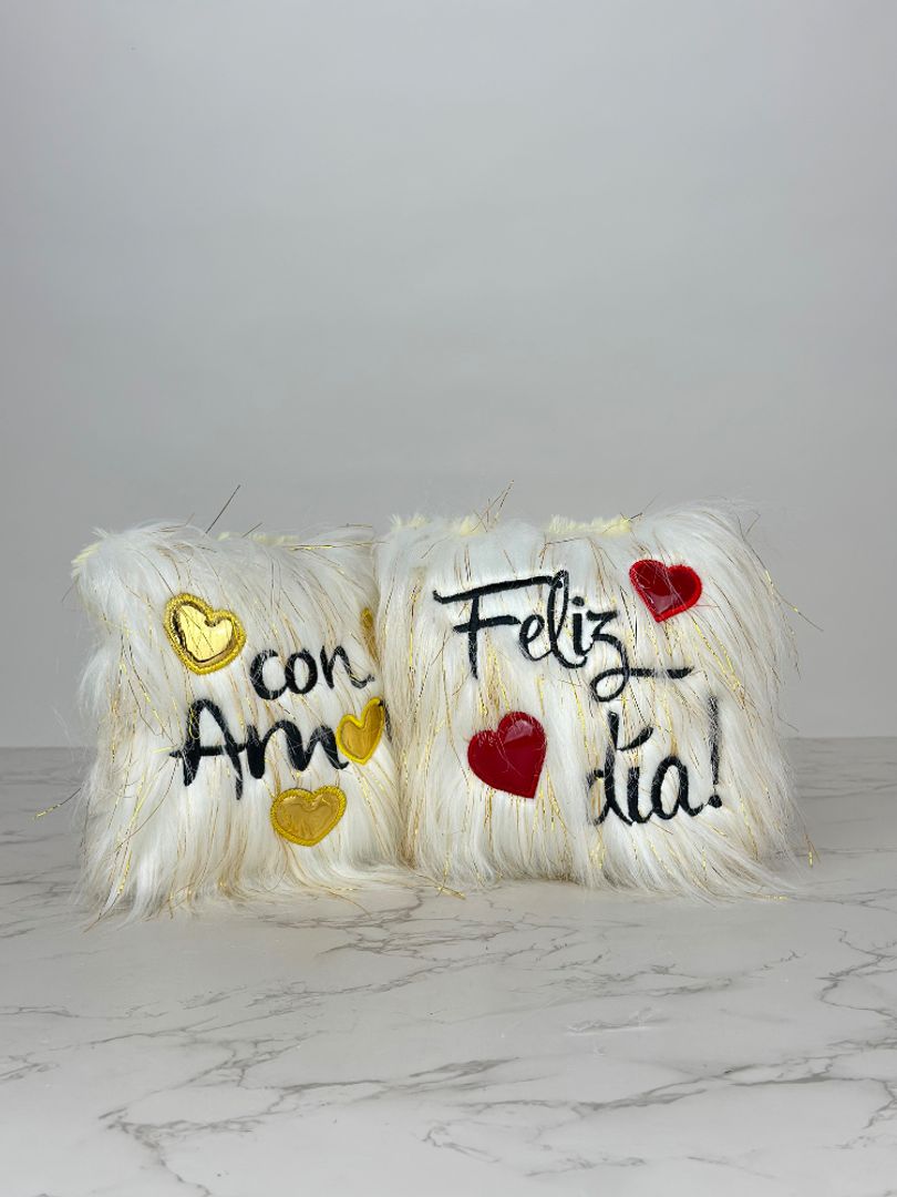 COJIN PELUDO MINI 25CM