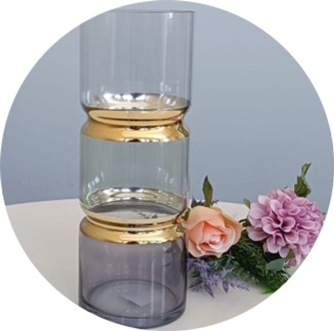 Floreros de cristal.