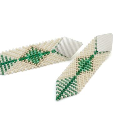 Imagen del producto BOLD FEATHER EARRINGS