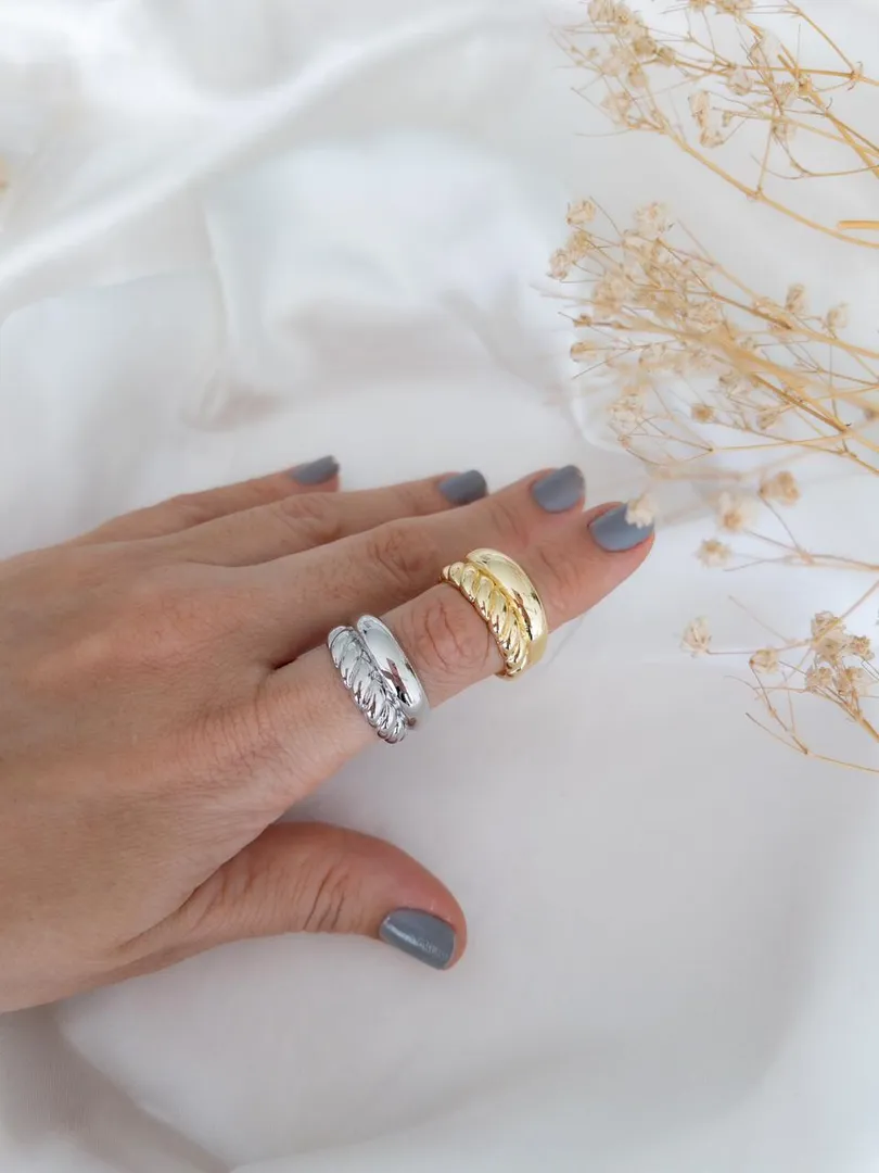 ANILLO DOBLE LISO ENTORCHADO
