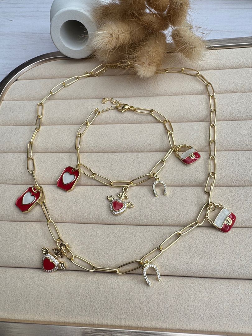 Set propósitos de pulsera y cadena con dijes 