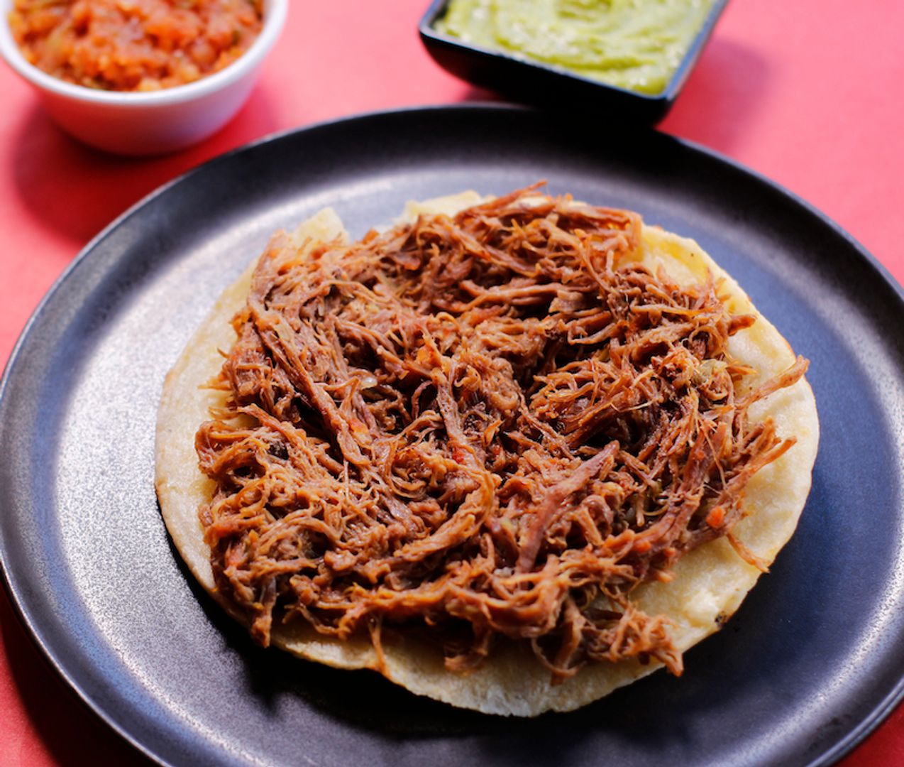 Arepa con Carne Desmechada