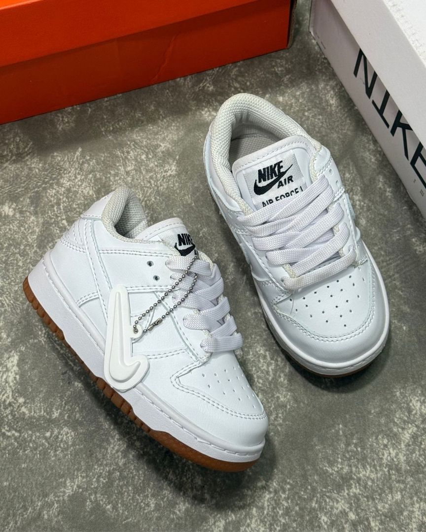 SB BLANCO SUELA GOMA