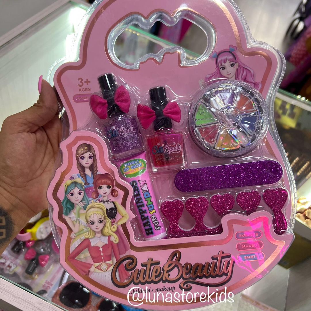 Maquillaje y uñas
