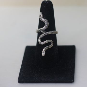 Imagen del producto ANILLO CULEBRA LARGA
