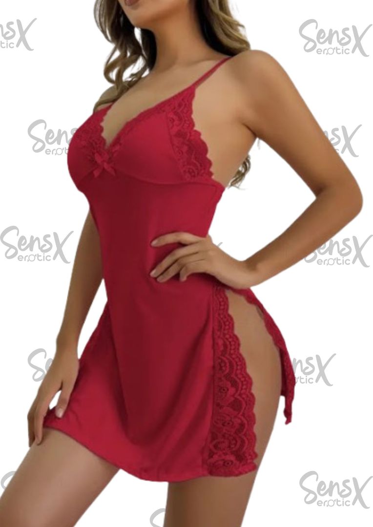 Baby doll con encaje y aberturas laterales 