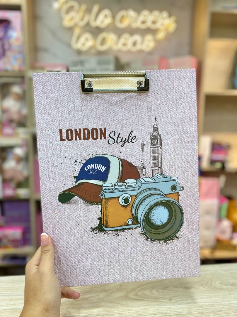 PORTAPAPEL / TABLA CON PINZA DECORADA