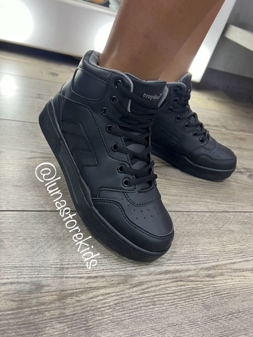 TALLAS 37, 36, 35, 34, 33