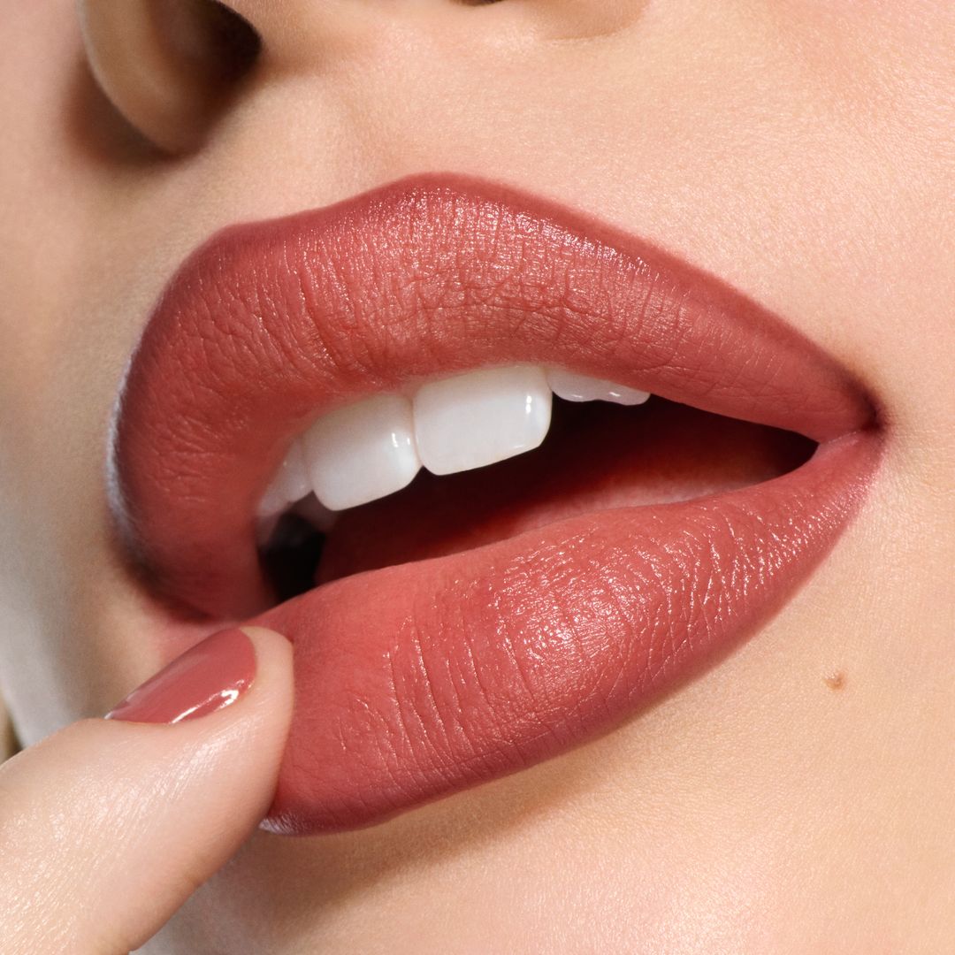 LIPGLAZER GLOSSY LIP LINER WHIRLIN’