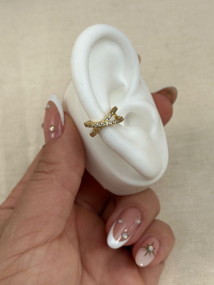 Earcuff cruzado circonias 
