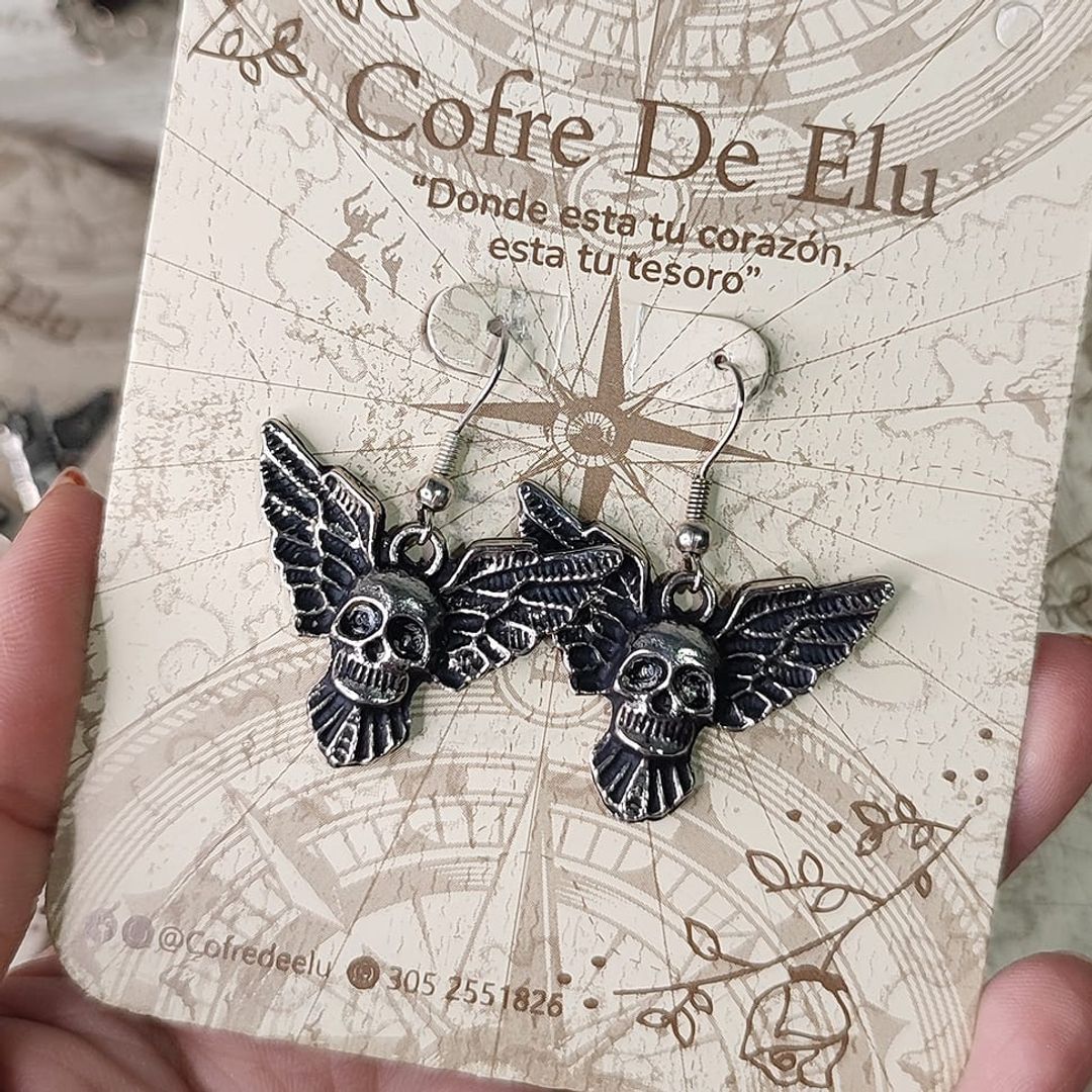 ARETES CALACA ALAS