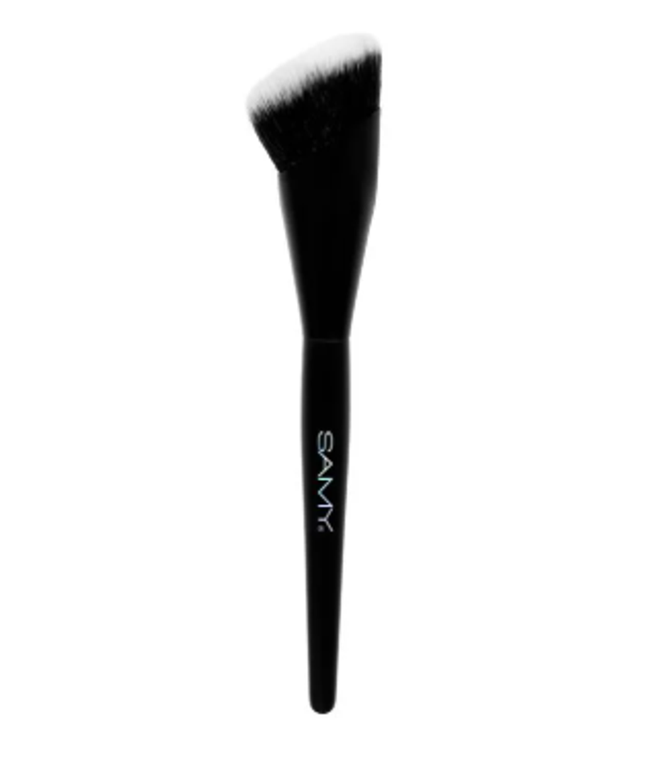 F6- Brocha angular para el rostro