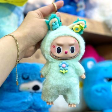 LABUBU CON ALAS - imagen 1