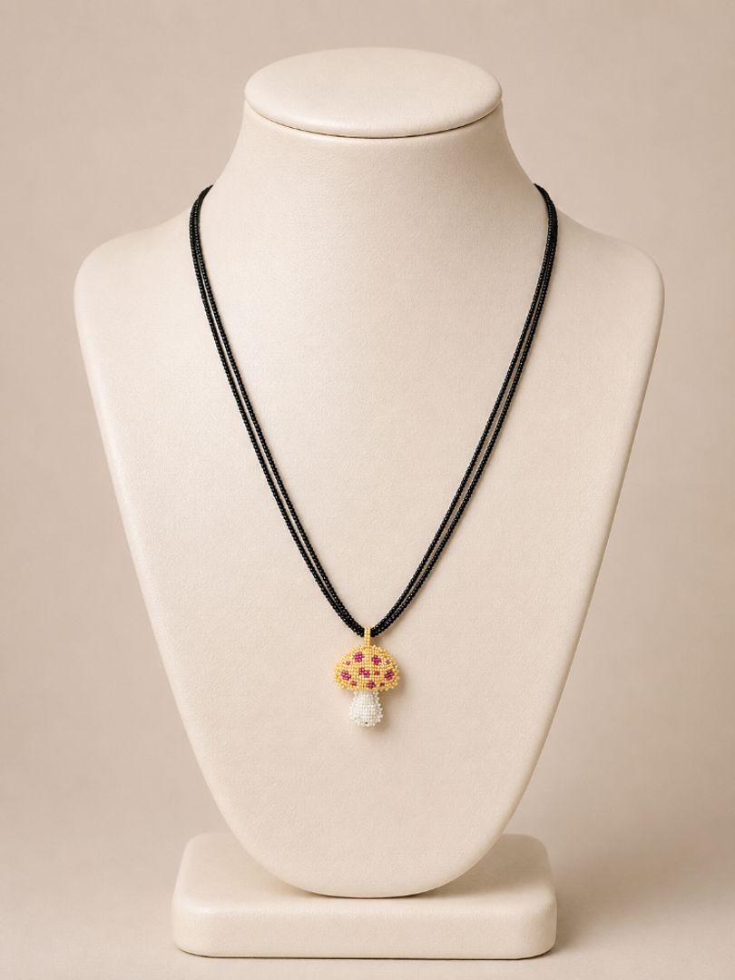 Collar mostacilla Hongo pastel