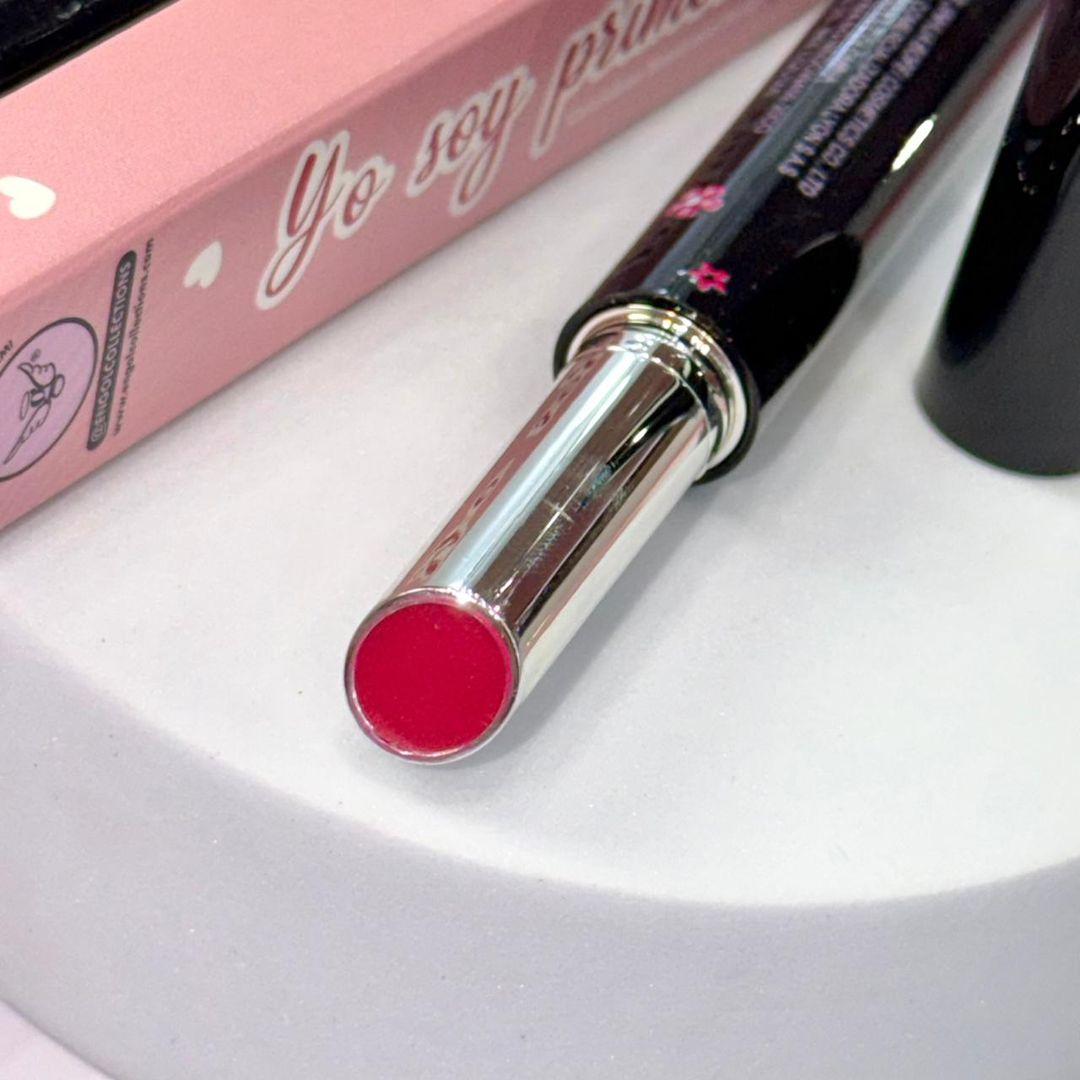 Lip Gloss Poderosa Engol