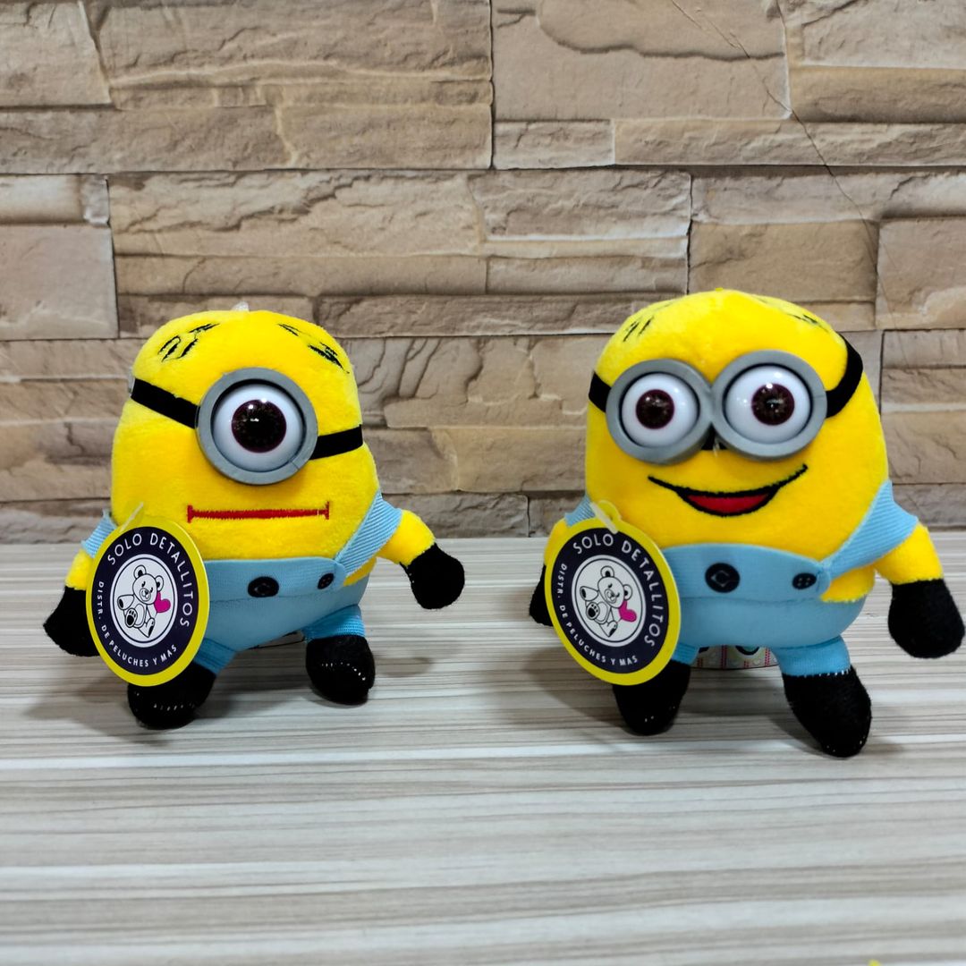 MINIONS LLAVERO  9CM