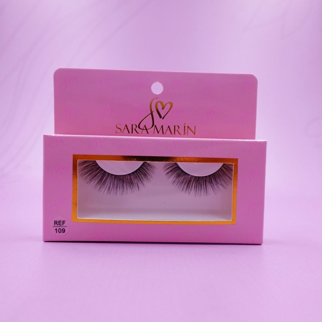 PESTAÑAS ENTERAS SARA MARIN 