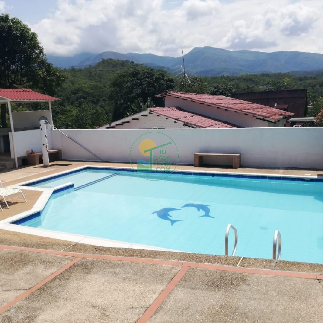 MELGAR | 10 PERSONAS