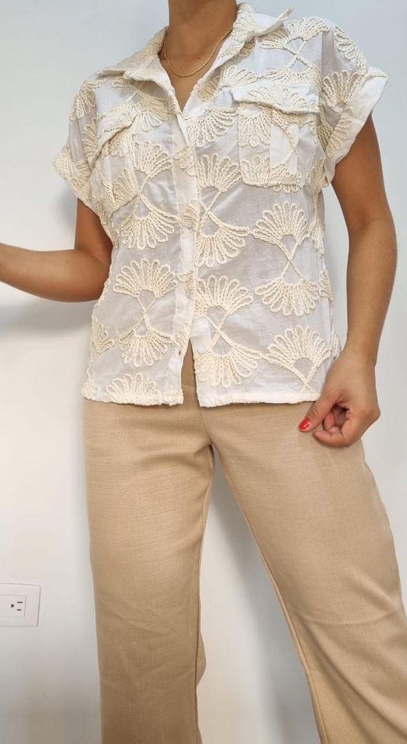BLUSA BORDADA