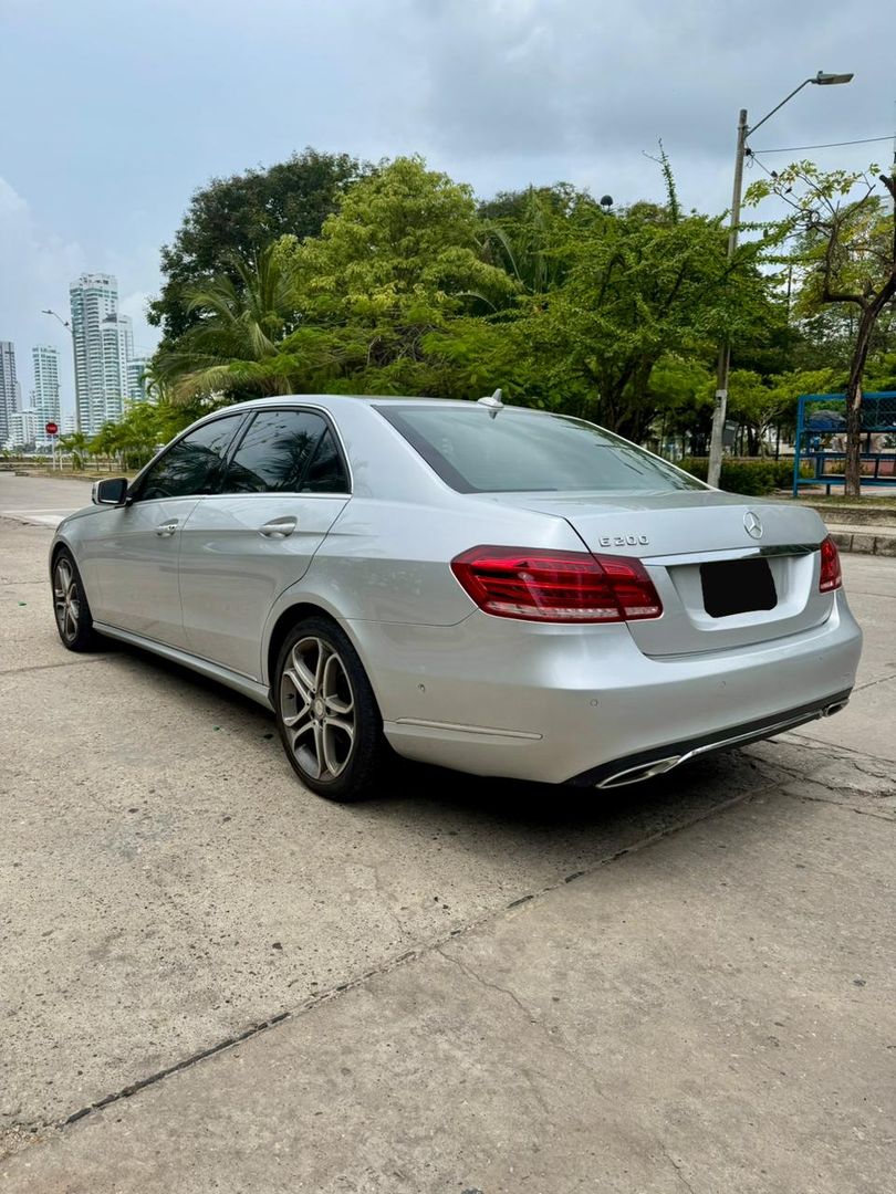 MERCEDES BENZ E200 TURBO CGI 2014