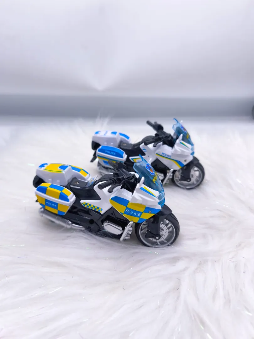 MOTO METALICA POLICIA