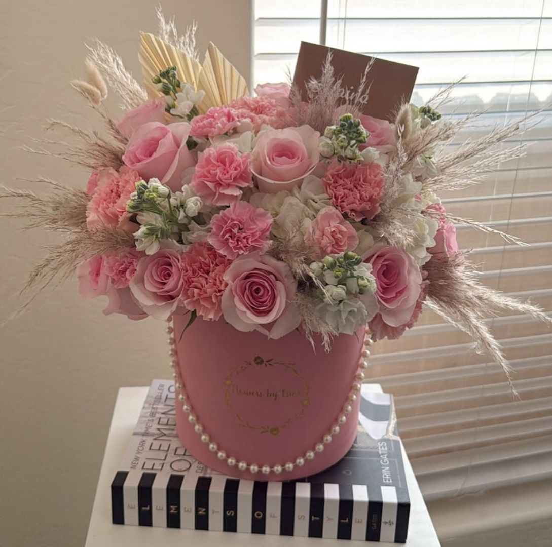 Ref.Caja pastel variada