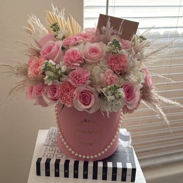 Imagen del producto Ref.Caja pastel variada