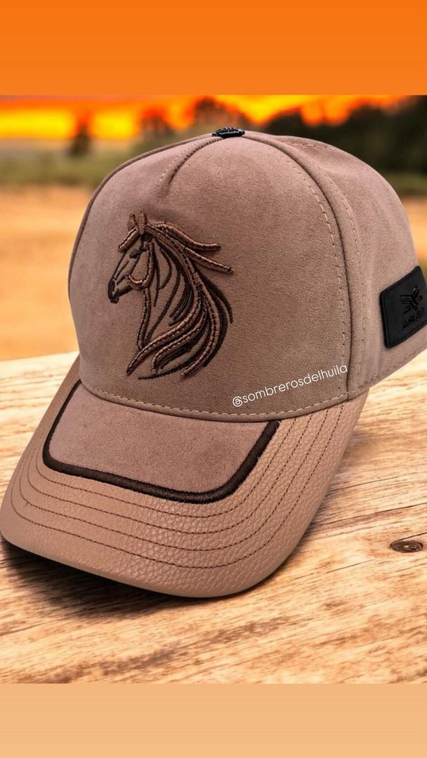 GORRA CABALLISTA