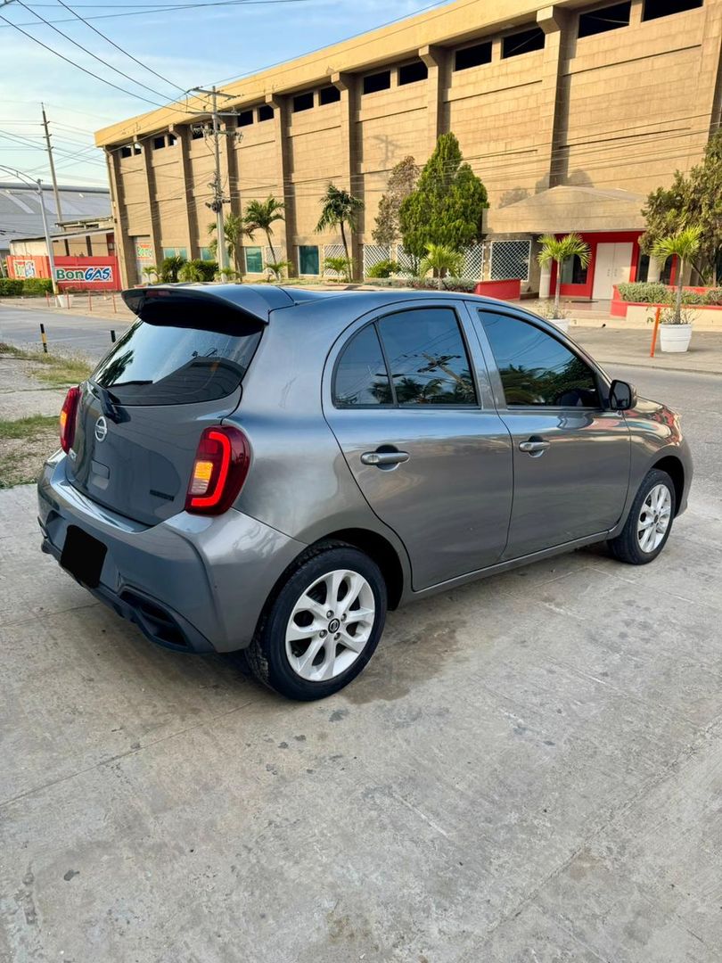 NISSAN MARCH 1.6L AUT SENSE