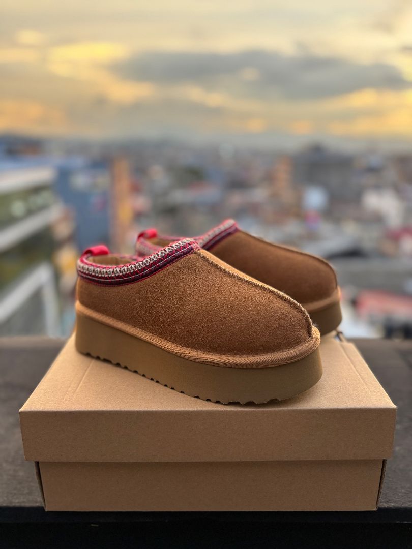 TENIS TIPO UGG CAFES 