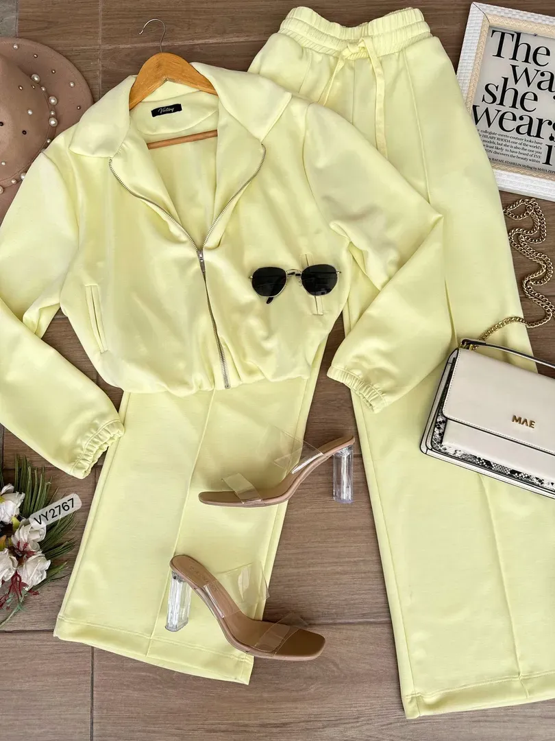 Conjunto chaqueta + pantalón 