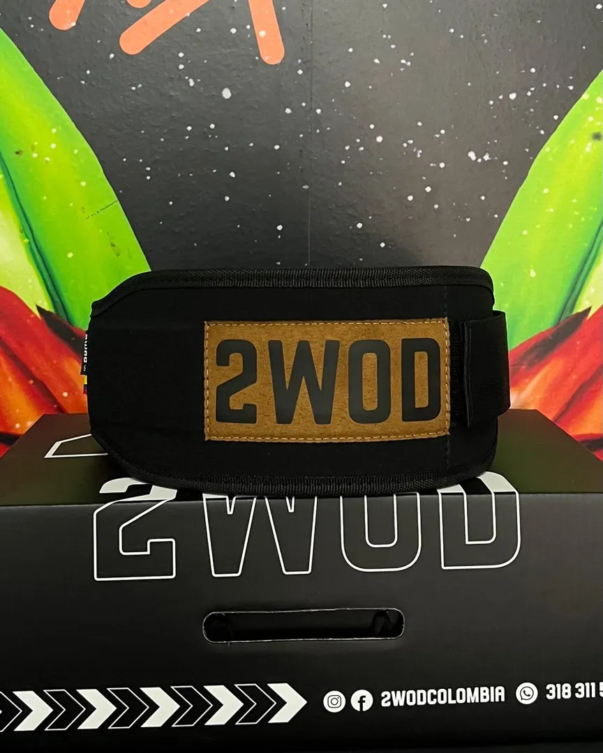 CINTURÓN CLÁSICO NEGRO 