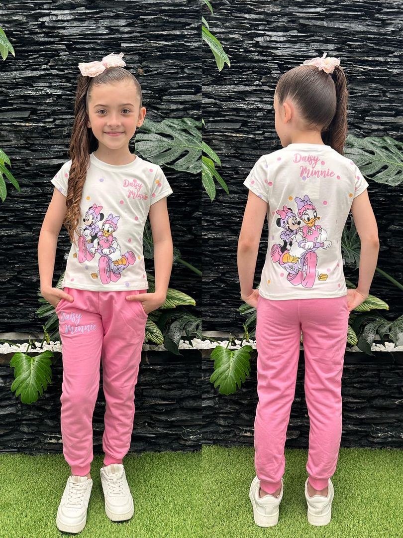 Conjunto deportivo para niña