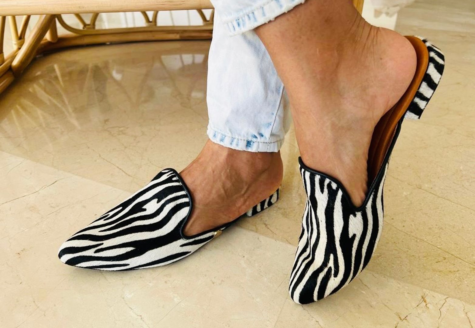 Mules Zebra