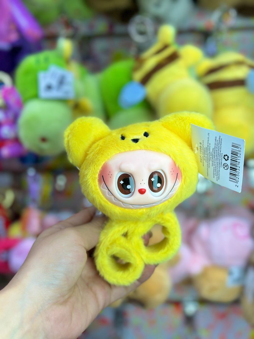 MANILLA LABUBU DISFRAZ PERSONAJES