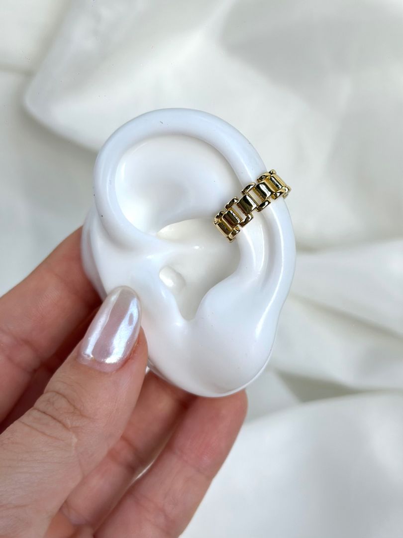 Earcuff dorado 