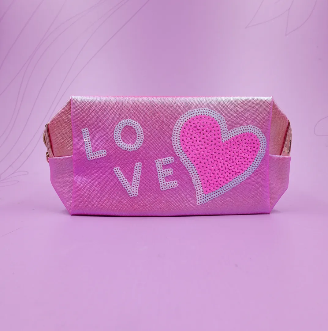 COSMETIQUERA LOVE SENCILLA