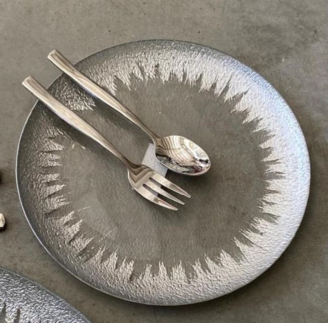 PLATO BAJO EN CRISTAL borde plateado