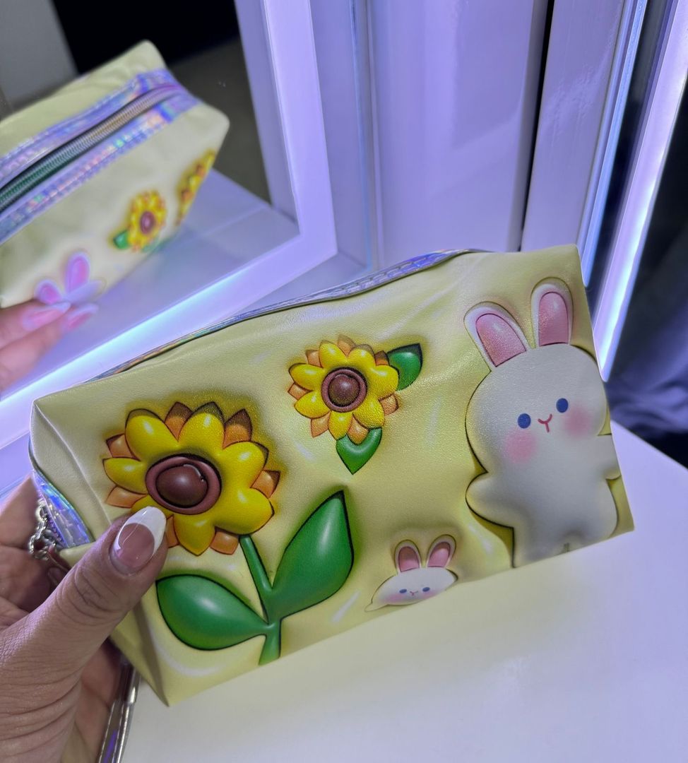 Cosmetiquera kawaii