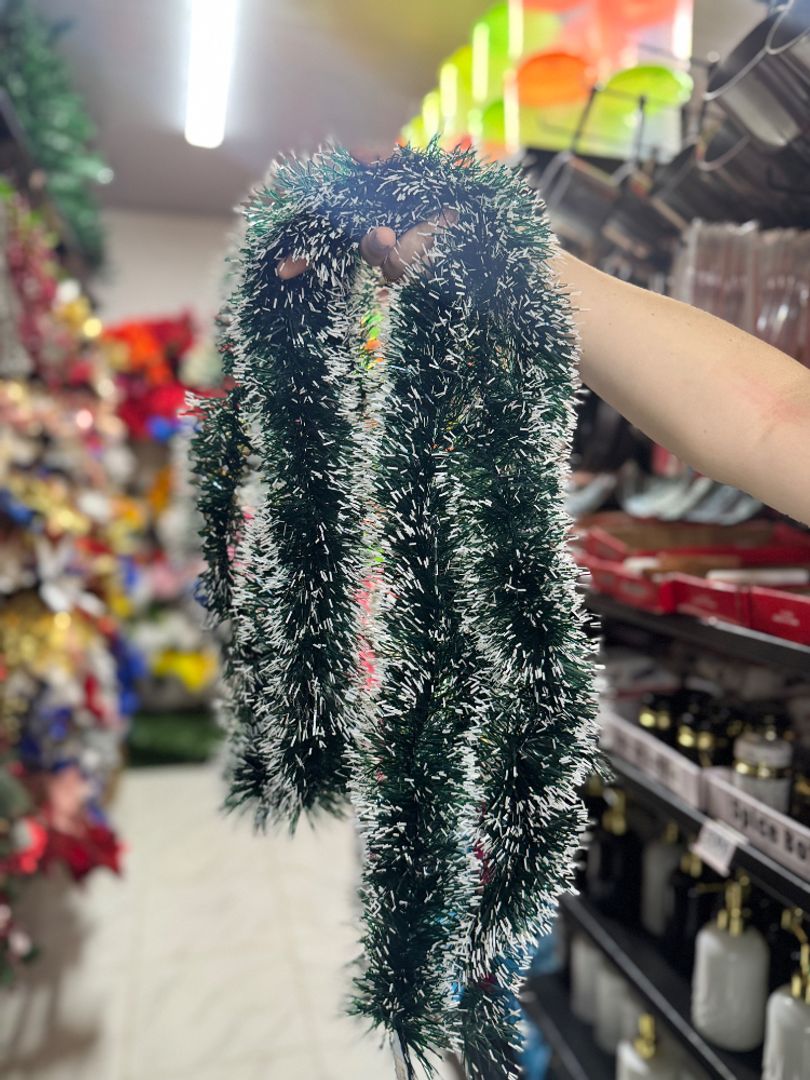 Guirnalda Navideña Verde Tradicional Efecto nieve 