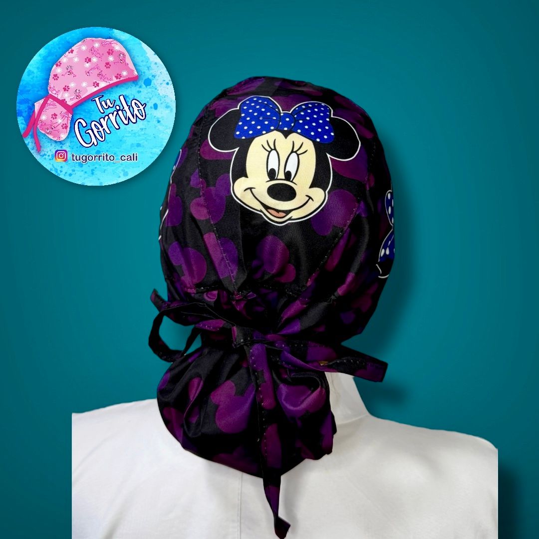 Minnie corazones morado