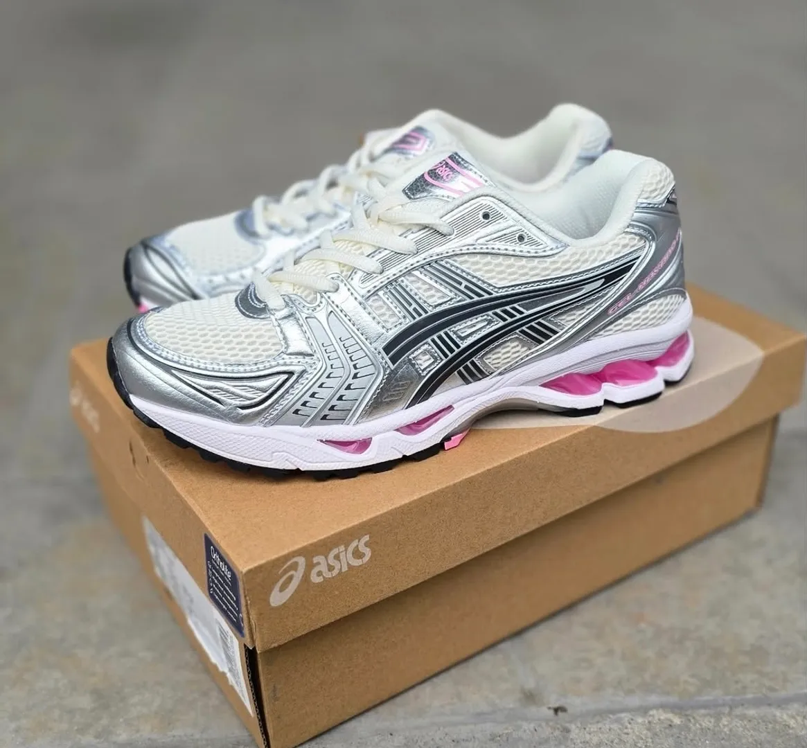 ASICS Pink