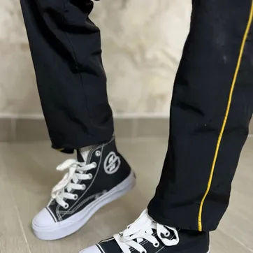 CROYDON NEGRO Y BLANCO DE LA 27 A LA 32 - imagen 1