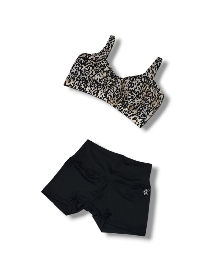Conjunto top + short tiro alto
