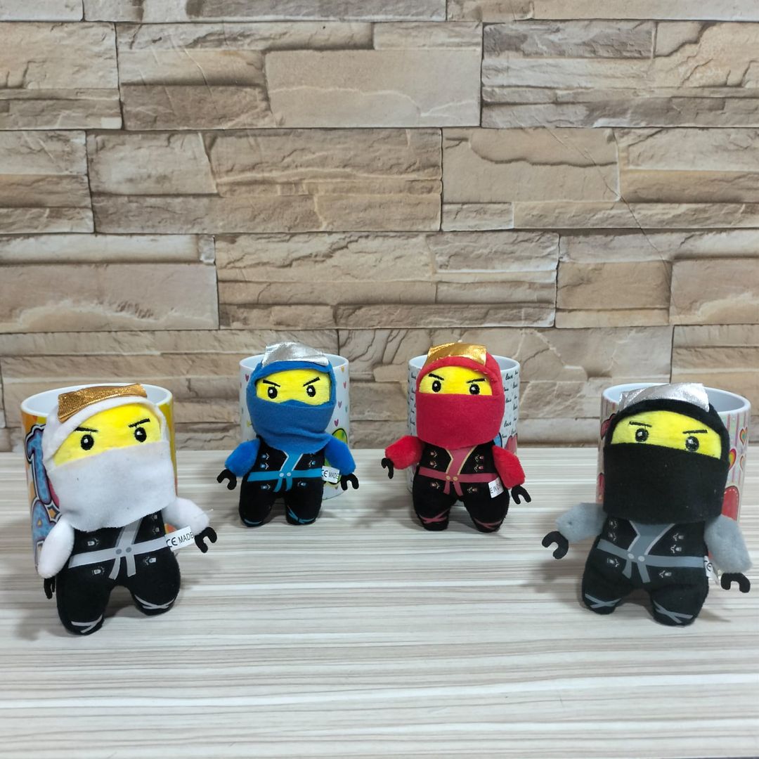 NINJA LLAVERO MONEDERO 10CM