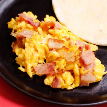 Imagen del producto Arepa con Huevos Tocineta