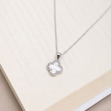 Imagen del producto Cadena vancleef plateado 