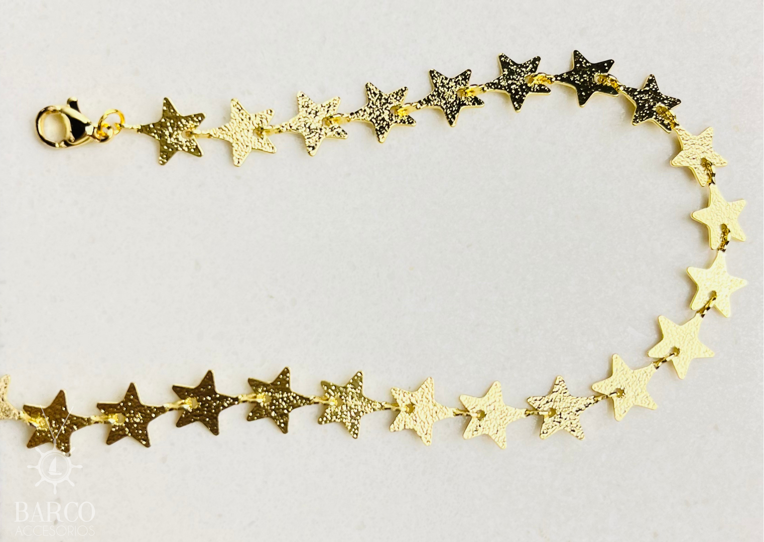 Choker estrellas sólidas